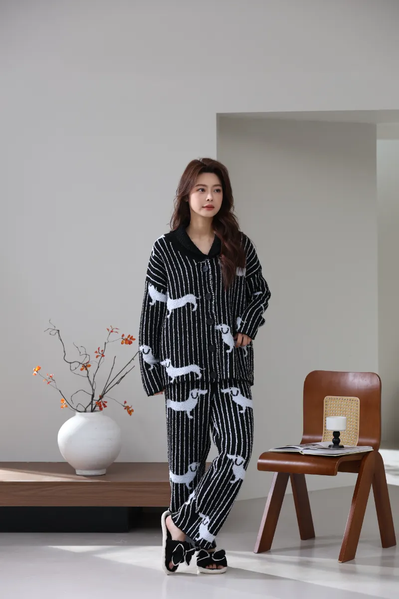 Kombinezon Homewear z miękkiego polaru dla kobiet Kombinezon Homewear z miękkiego polaru dla kobiet
